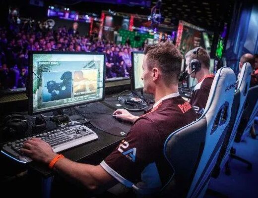 The Relationship Between Online Gambling and eSports